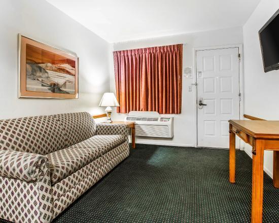 American Inn&Suites Mesa Eksteriør bilde