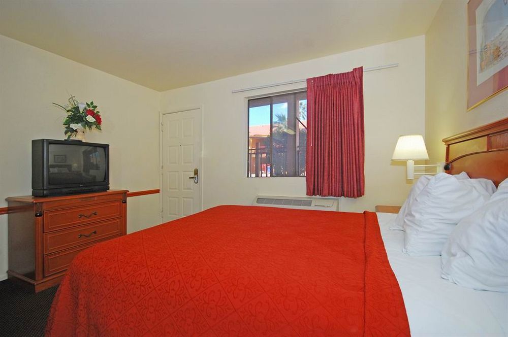 American Inn&Suites Mesa Eksteriør bilde