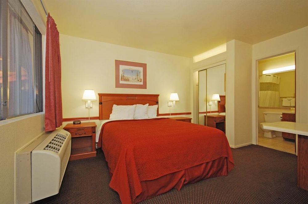 American Inn&Suites Mesa Eksteriør bilde
