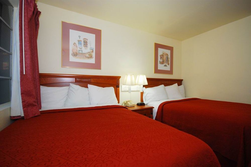 American Inn&Suites Mesa Eksteriør bilde